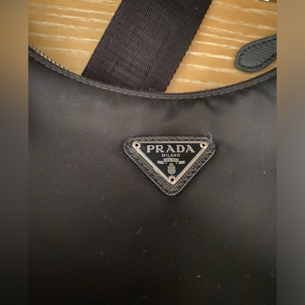 Prada Nylon Re-edition 2005 Shoulder Bag black - Picture 6 of 16